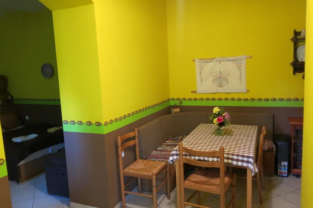 La Ferme De Sissi Lägenhet Smrzice Rum bild